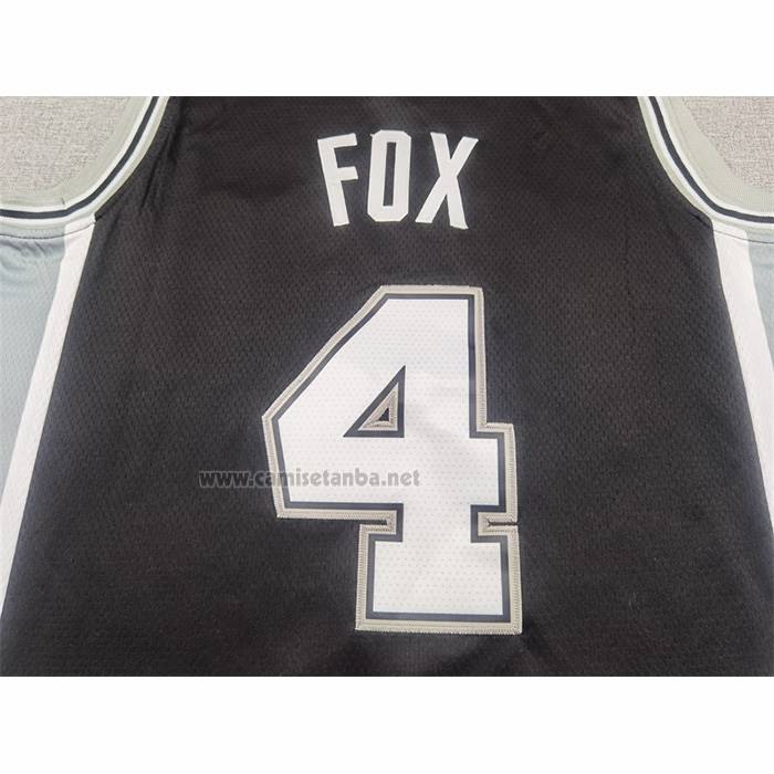 Camiseta San Antonio Spurs DeAaron Fox NO 4 Icon 2024-25 Negro
